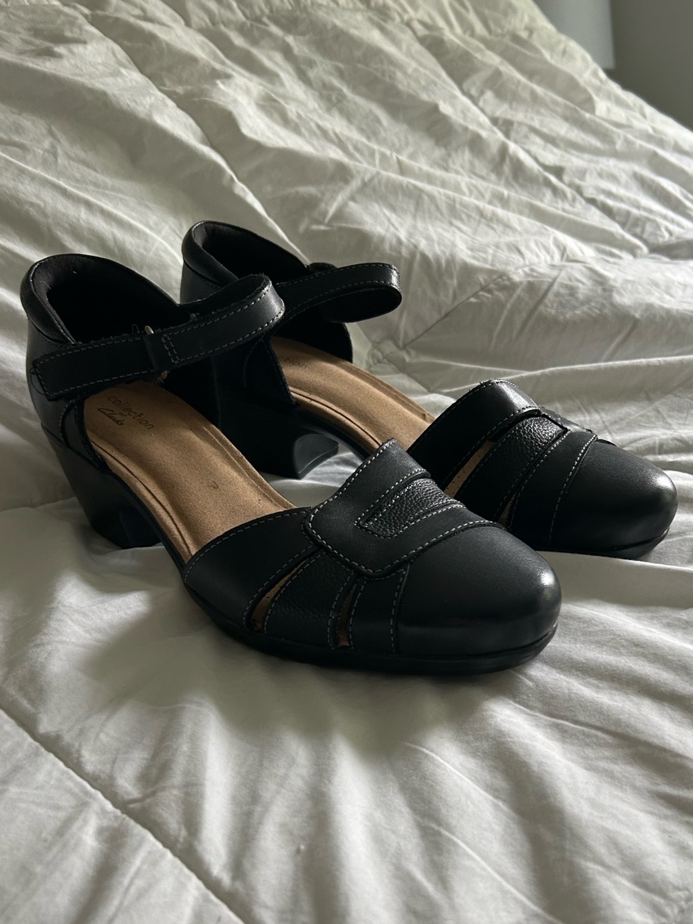 Clarks Ultimate Comfort Collection Black Heel Sandals. 8.5 Wide